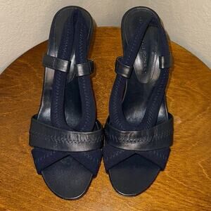 Donald J Pliner Navy Blue Sling Back Sandal Women's Size 6